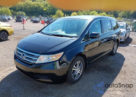 2013 Honda Odyssey Ex z USA, uszkodzony, nr VIN 5FNRL5H43DB006207